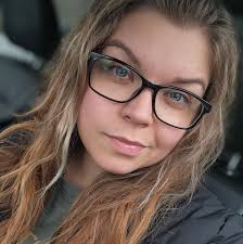 What is the group of people dressed in armor and knightly attire near Deer  Park in Bennington?