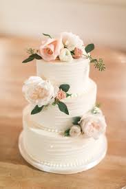 3 Tier Buttercream Wedding Cake In Swirl Design With Fresh Blooms Decor Cream Wedding Cakes Textured Wedding Cakes Fresh Flower Cake
