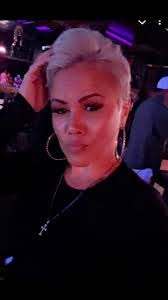 Desiree Schultz's Instagram, Twitter & Facebook