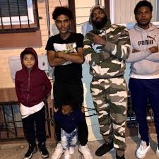 Rasul Glover (@chalkkingsul)