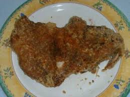 Kemudian, celup ke dalam telur. Wts Tepung Ayam Goreng Uncle Bob