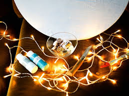 Enjoy free shipping & browse our great selection of wall lighting i saw this picture light on a decorators blog recently and decided to try it for myself and i'm very glad i. Diy Lighted Wall Art