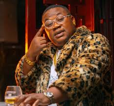 Cubana chief priest allegedly on the run after beating up a woman at owerri club. Na Me Go Open Am Cubana Chiefpriest Leaks Chat With Davido Tie And Lipstick Exclusive Events Magazine