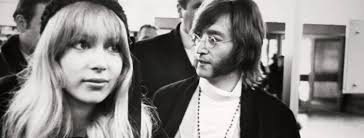 L'épouse de George Harrison a révélé l'impact des rumeurs selon lesquelles  elle aurait eu une liaison avec John Lennon. -