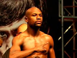 Утром 7 мая в майами (флорида, сша) состоялось грандиозное боксерское шоу, главным противостоянием и украшением которого стал выставочный поединок между непобежденным. Newsru Com Flojd Mejvezer Mladshij Planiruet Pokolotit Na Ringe Dvuh Blogerov I Odnogo Repera