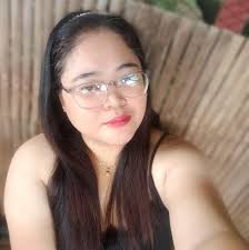 Isang Balat ng saging lang mag mukhang bago ulit sa kintab Ang sapatos mo.  #bananapeel #lifehacks #usefultips #ideas #virals #trend #fbreelsfypシ゚