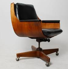 Pin By Meredith Klein On Vintage Products I Love Mid Century Modern Desk Chair Mid Century Modern Office Chair Mid Century Modern Furniture