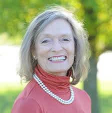 Gayle Swift's Instagram, Twitter & Facebook