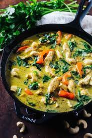 This Easy Chicken Curry Recipe With Coconut Milk Is Easy Healthy And Simple It S A Creamy And Easy Chicken Curry Coconut Milk Recipes Curry Chicken Recipes