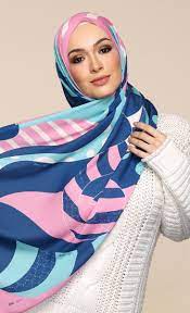 For instance, 10 is excellent and 1 is extremely poor condition. Barbie X Duck Shawl Groundbreaker Fashionvalet