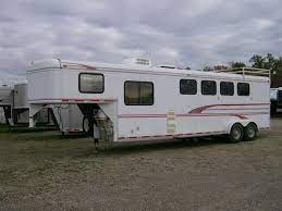 Merhow 1998 3h Slant With 10 Lq Horse Trailer For Sale At Main Trailer Sales Llc - Indiana Horse Trailers For Sale Trailers For Sale Horse Trailer