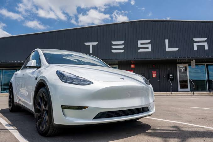 How Tesla's Unique Business Model Drives Electric Car Success