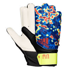 The design on these adidas soccer gloves references the jersey manuel neuer made into his own. Adidas Goalkeeper Gloves Predator Junior Manuel Neuer Blue Yellow Red Born Www Unisportstore Com