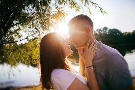 Family is very important to this girl. How To Attract Capricorn Man As A Cancer Woman Lovedevani Com