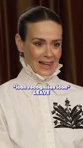 Icon recognises icon 💅 @meredithmarks , #meredithmarks #sarahpaulson  #allsfair