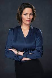 Funnily enough, the actress' given first name is elizabeth, which she used as the inspiration for the name of her 30 rock character, liz lemon. Alana De La Garza