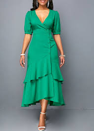 Frill Hem V Neck Button Detail Green Dress Rosewe Com Usd 33 37 Vestidos Elegantes Florais Vestidos Estilosos Vestidos De Moda Feminina