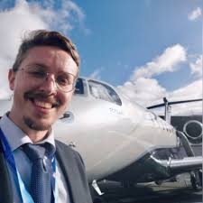 The Embraer E190-E2 aircraft was developed at light speed: the program took  only 5 years. How? 👇 The 1.3Bn$ program was initiated in 2013 and  announced at the Paris Air Show. The