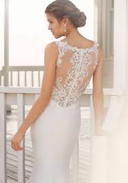 This crepe mermaid wedding dress follows your figure while letting you move with ease. Rosa Clara Carola Clean Cut Wedding Dress With Long Train Hk Dbr Weddings