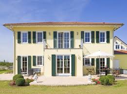 Mediterrane Haeuser Platz Haus 21 Jpg 850 630 Pixel Mediterrane Hauser Haus Fensterladen Mediterranes Haus