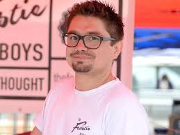 Tributes paid after chef who brought Bristol the beef doughnut dies  suddenly