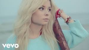 Nina Nesbitt