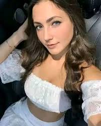 I need a kiss from a handsome man that care for my feelings to my future  husband I know you are seeing my post say I love you  https://cutt.ly/Ir1NEVaD