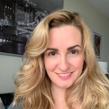 Jacky Thompson's Instagram, Twitter & Facebook