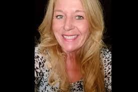 Deborah Fullerton's Instagram, Twitter & Facebook