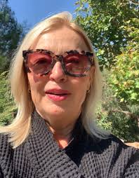 Vibrant Minutes Archives