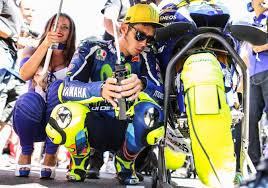Hier treffen sich etro, dorothée schumacher, valentino und dsquared2 und bieten das beste ihrer kollektionen, auch im sale. Motogp Am Red Bull Ring Zahlen Und Fakten Zum Comeback