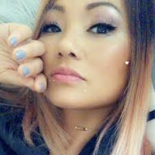 Elissa Armstrong's Instagram, Twitter & Facebook