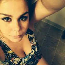 Felicia Larson (@Felicia_Larson1)