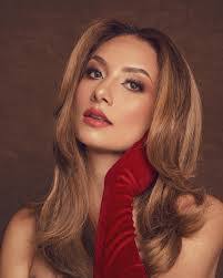 Michelle Garzon's Instagram, Twitter & Facebook