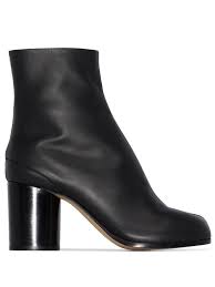 ✈ enjoy express delivery & free returns on your order. Shop Black Maison Margiela Tabi Ankle Boots With Express Delivery Farfetch
