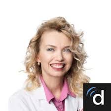 Alana Kent's Instagram, Twitter & Facebook