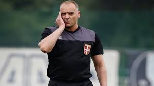 Tarjeta roja es el mayor índice de eventos deportivos del mundo. La Ley 2 De Radnicki Penaliza Y Tarjeta Roja El Arbitro Serbio Obradovic Condenado A 15