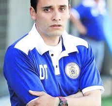 Vial se da plazo de una semana para definir su nuevo estratega