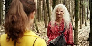 'wrong turn 5' is rather crude and simple, splatter effects over story content, apparently the series is on its decline here. Wrong Turn 5 Featured A Special Role For A Fan Screen Rant