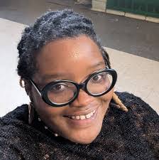 Antoinette Mcrae's Instagram, Twitter & Facebook