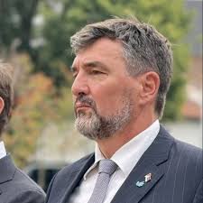 So proud of You Thomas, and proud to have been given the opportunity to  work with You for several years.. WELL DESERVED... Now it's clear