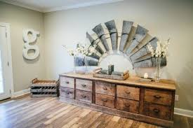 Wall photo collage ideas by postarte on indulgy.com. Windmill Wall Decor 23 Rustic Farmhouse Styles To Copy