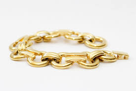 Please enter today's gold price per ounce in your national currency and press calculate to calculate the gold price per gram or dwt for 10k, 14k or 18k karat gold. How Much Can I Sell My 18 Karat Gold Bracelet For Precious Metal Refining Blog From Arch Enterprises Gold Silver Refiners