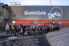 Un nuovo capitolo di modernità e tradizione per il Superstore Decò di  Trapani | Arena News