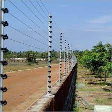 Electric fences deter bears by providing an electric shock when the animal touches the charged wires. Ss Solar Electric Fencing For Agriculture Rs 180 Meter Swakarm Id 22437282188
