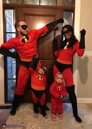 Here you will find a list of creating your own choice of incredibles costume from the hit pixar movie will be fun and iconic! The Incredibles Family Costume Halloween Party Costumes