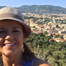 Question about the 4 hour min required rated play. If i were to stick my  players card in a slot machine and slow play $20. HOw often do i have to  spin