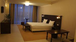 Fiecare bratara se incarca obligatoriu cu suma minimă de 10 lei, care se returneaza la. Hotel Aqua President Baile Felix Romania