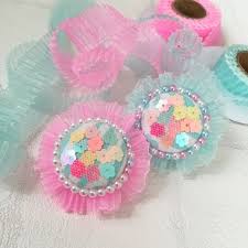 セリアの可愛いリボンで チュールリボン 作り方 メダル 手作り クラフトのアイデア