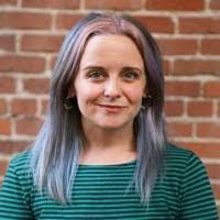 Lauren Ewald's Instagram, Twitter & Facebook